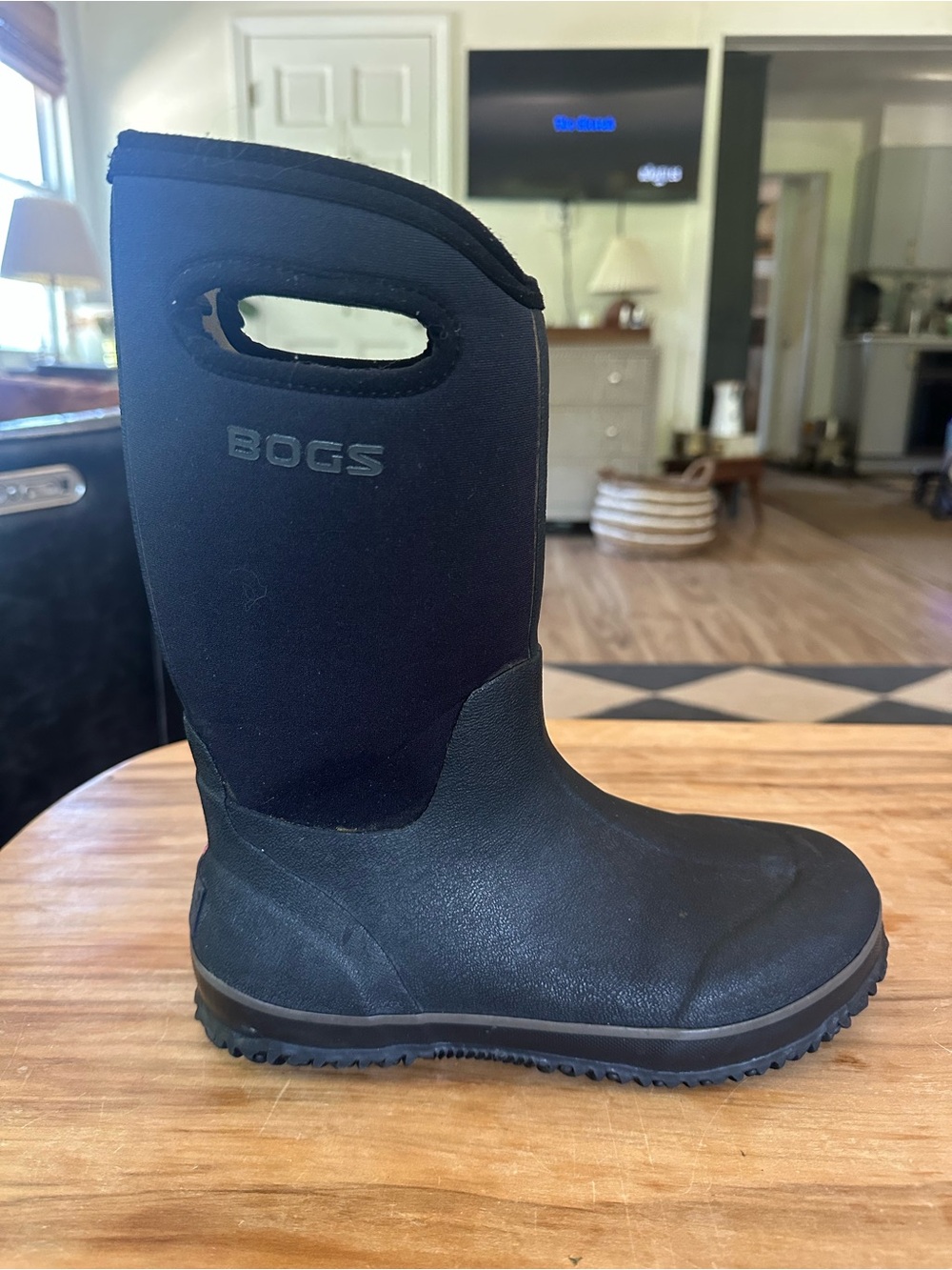 Bogs Black classic high handle waterproof boot used wear to sole great condition